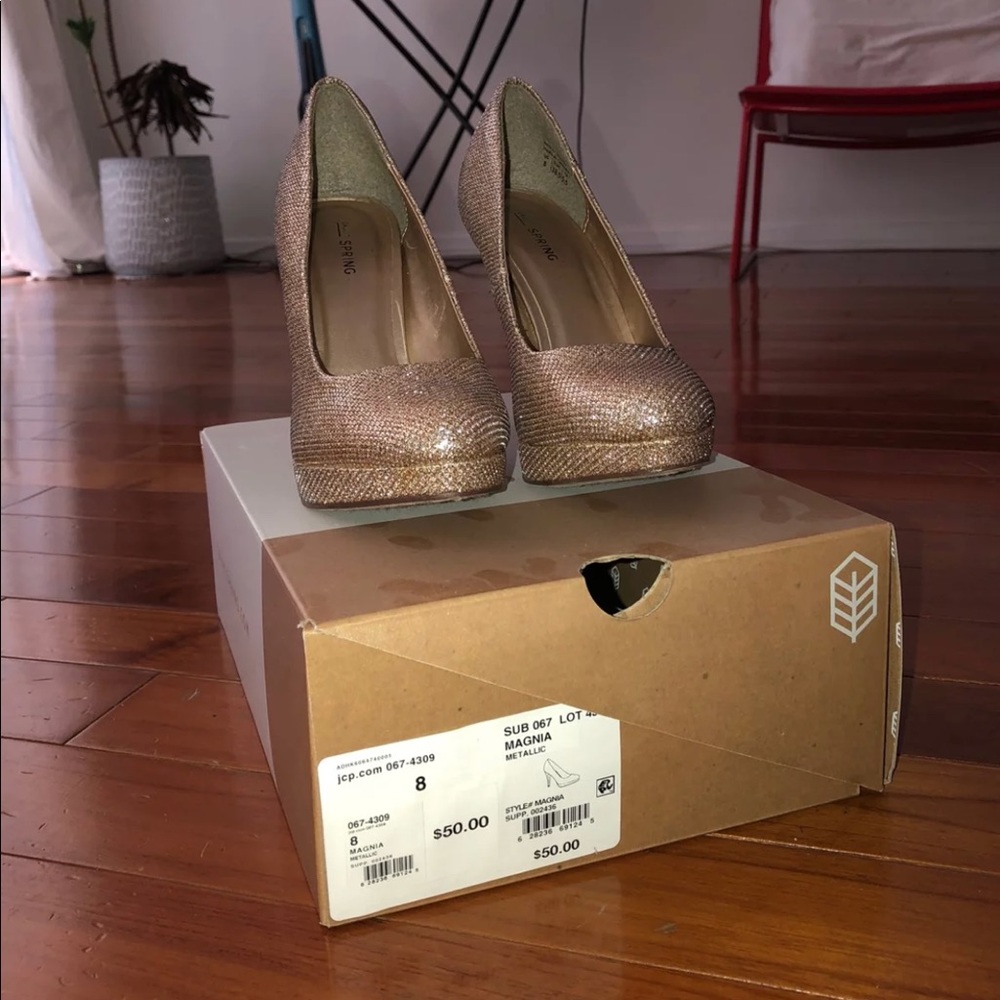 heels size 8